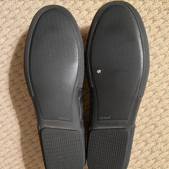 Tod’s Navy Blue Suede Moccasins main image 4